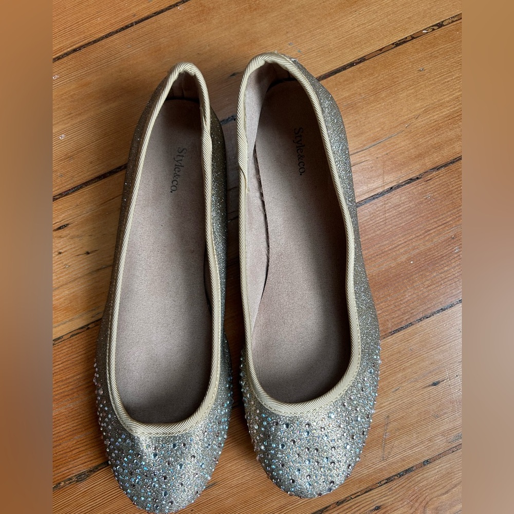 Style and Co gold sparkly flats